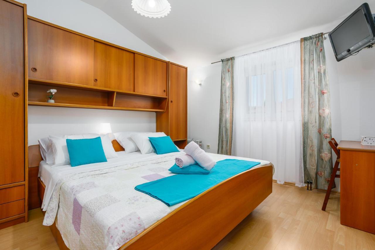 Apartment Rukavina นยีวีเซ ภายนอก รูปภาพ